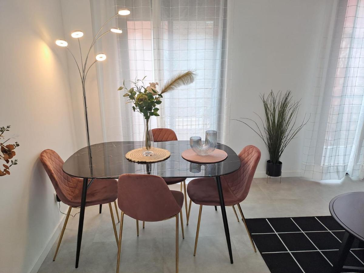Apartamentos Jara 1C Málaga Esterno foto